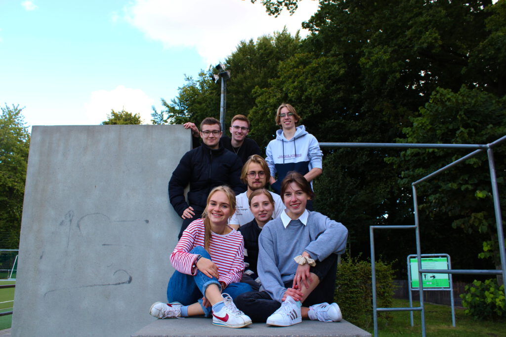 Group photo of the students on one of the obstacles.